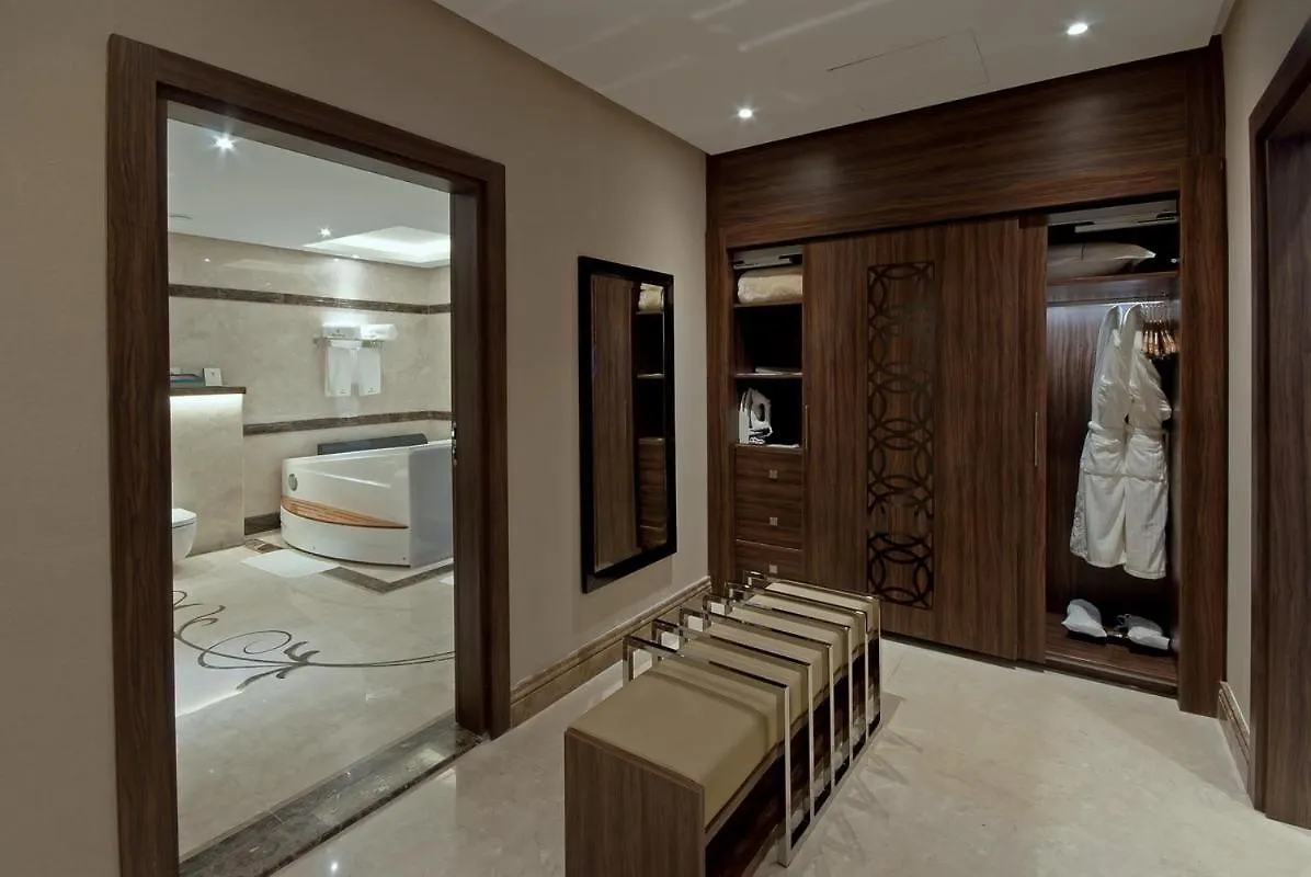 Casablanca Grand Hotel Jiddah 5*,  Arabia Saudita